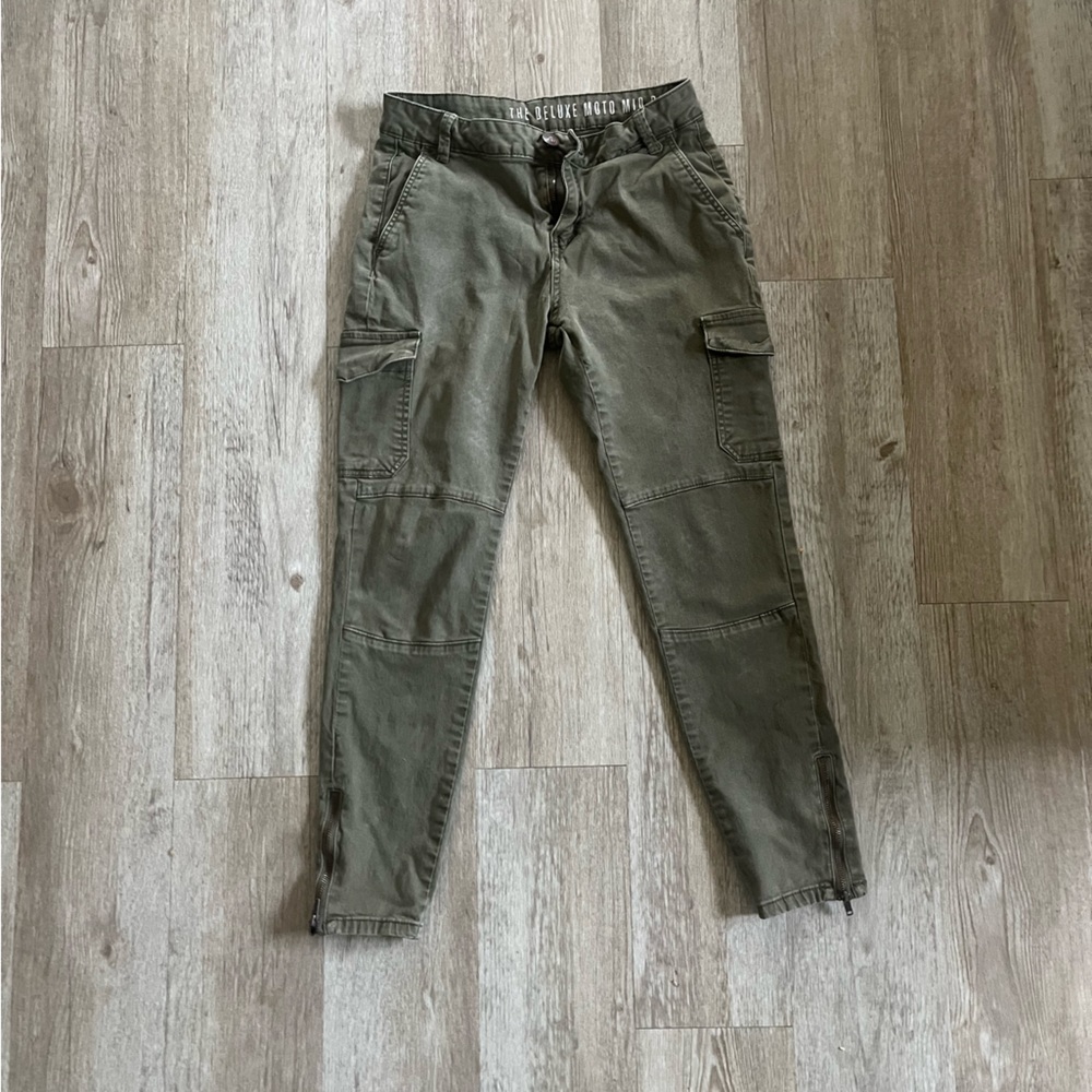 Olive Green Cargo Pants (8)